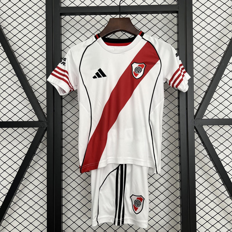 Conjunto Infantil - River Plate 25/26 I Home