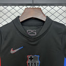 Conjunto Infantil - Barcelona 24/25 II Away Cactus Jack