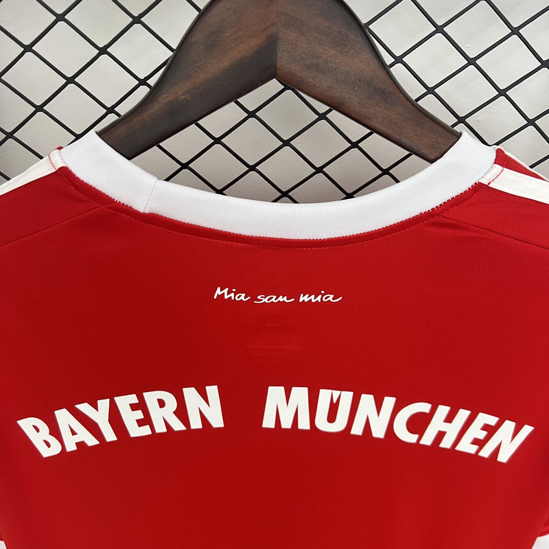 Camisa Retrô Bayern de Munique 2017/2018 Home