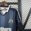 Camisa Retrô Newcastle 2005/2006 II Away - Azul